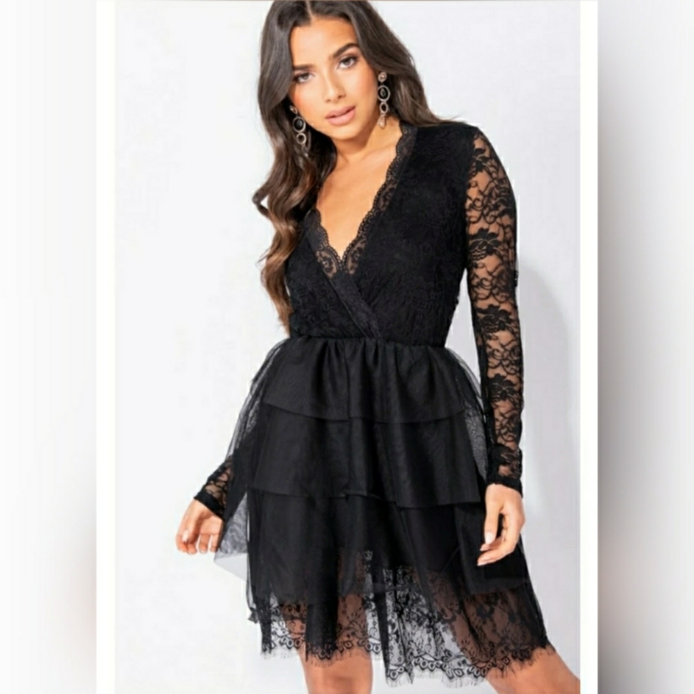 ❤️Price drop❤️Lace Multi-Tiered Panel Dress - Picture 8 of 8